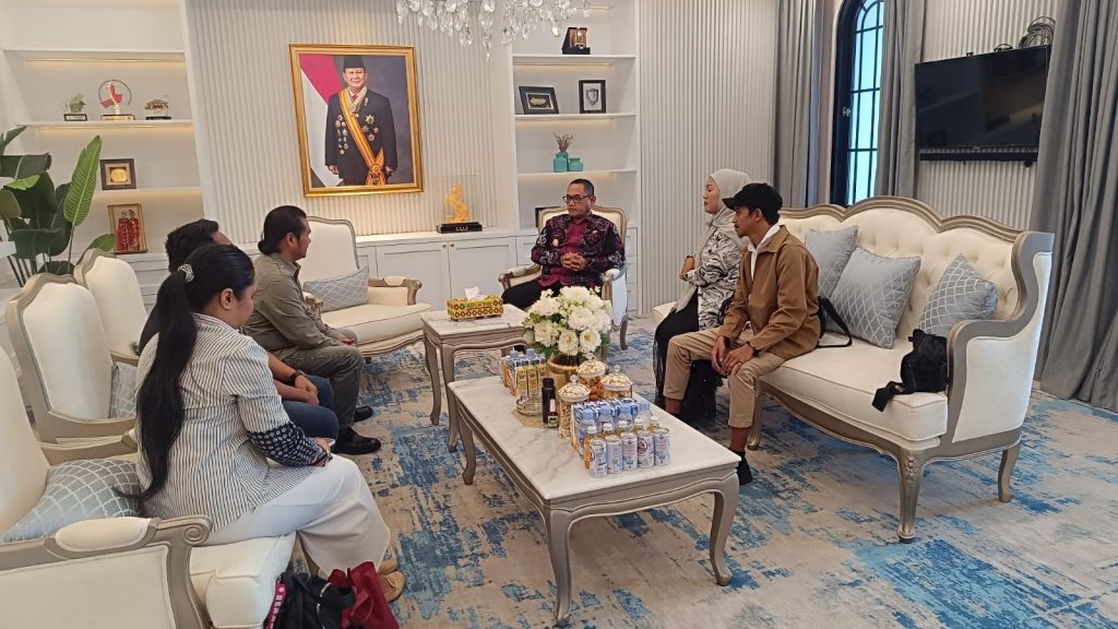 d3264dc1-6684-4d6d-8358-308863f500a2